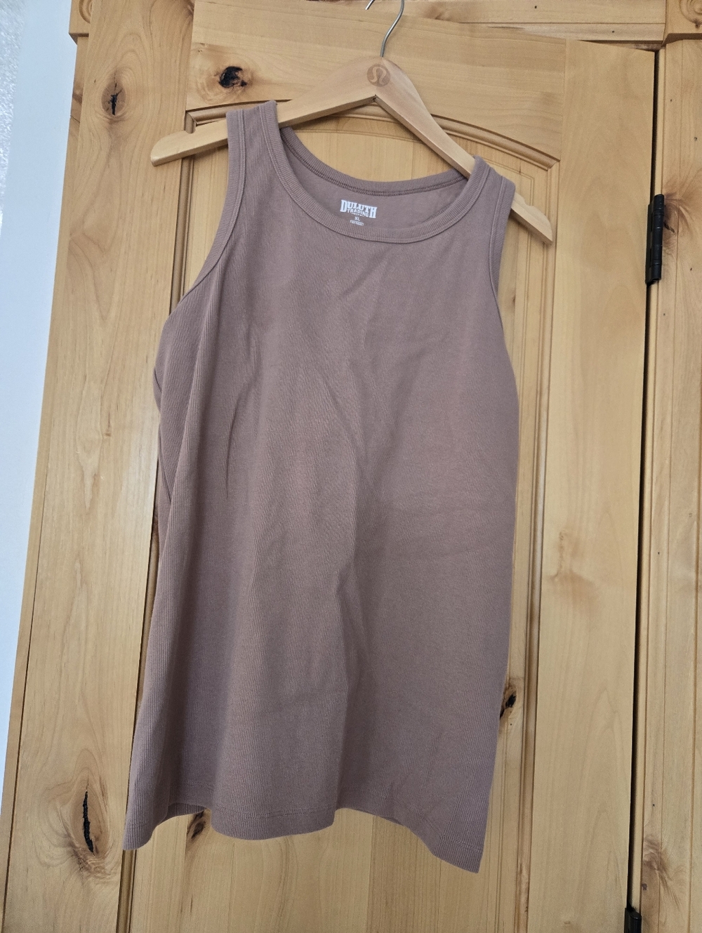 Duluth Trading Co. Sleeveless Racerback Shelf Bra Rib Tank Top - Taupe XL